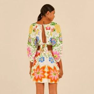 Farm rio short dress XL (it can fit a L and a M cause of elastic can adjust)